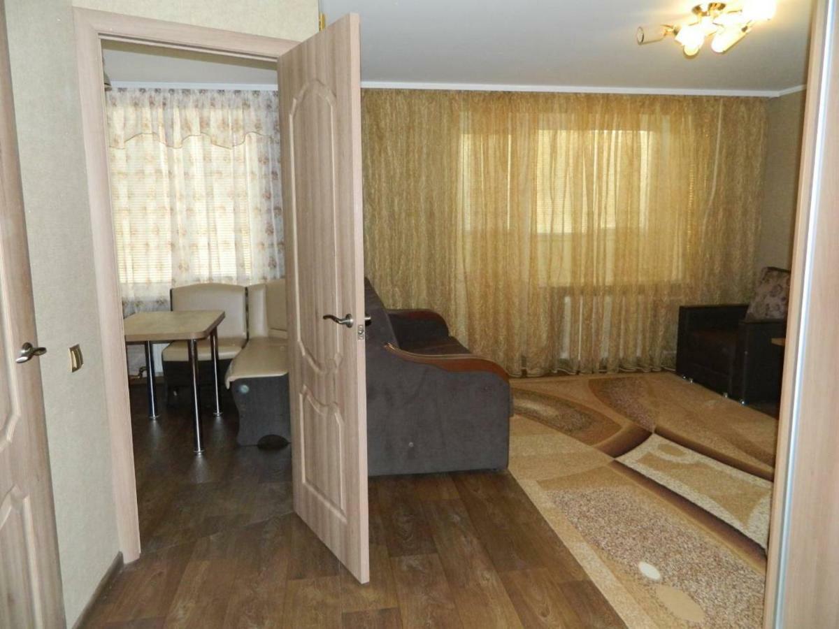 Ул. Киевская Апартаменты Kremenčuk Esterno foto